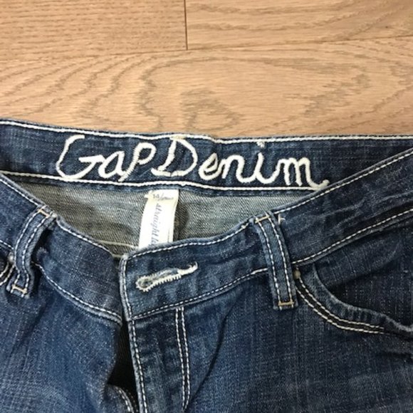 Gap Denim Kid Jean - Picture 3 of 5